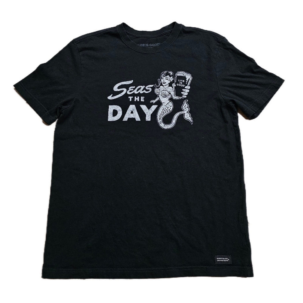 Life Is Good Mermaid Seas The Day Black Crusher Tee T-Shirt Men Medium College